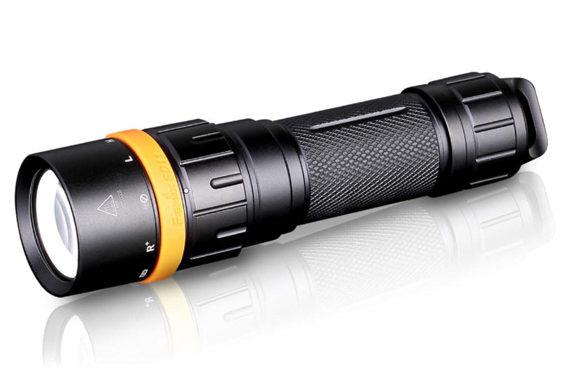 Fenix SD11 zaklamp voor duiken en fotografie