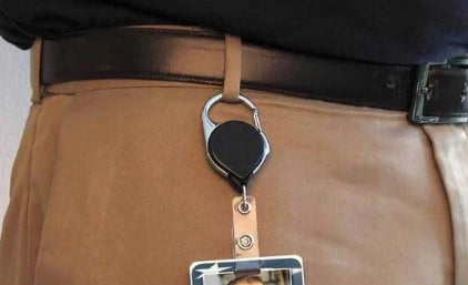 Key-Bak RETRACT-A-BADGE KARABINER BADGEHOUDER - ZWART
